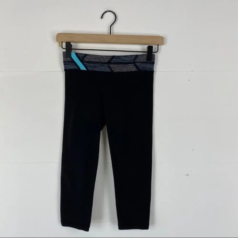 Ivivva Lululemon cropped black leggings with gray waist band
